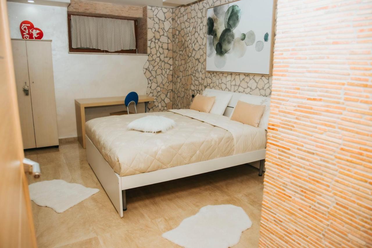 Villa Sweery Santa Maria a Vico Экстерьер фото